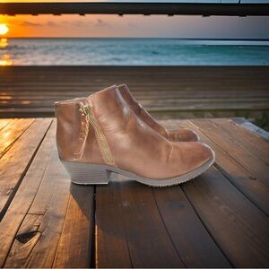 Arizona Jean Company size 9M Canyon boot